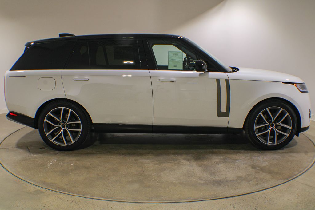 New 2026 White Land Rover SE image 6