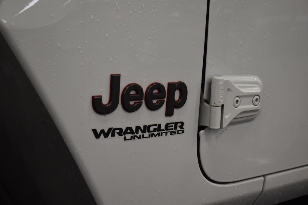 2018 Jeep Wrangler Unlimited Rubicon 13