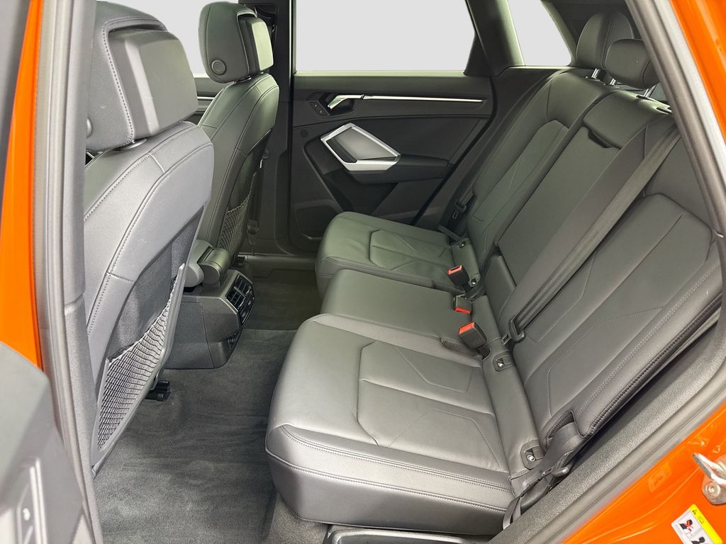 Thumbnail: 2025 Audi Q3 - 19