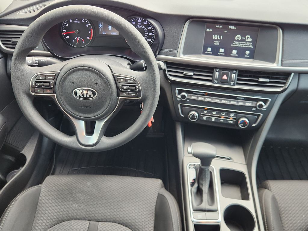 2018 Kia Optima LX Silver at Community Kia