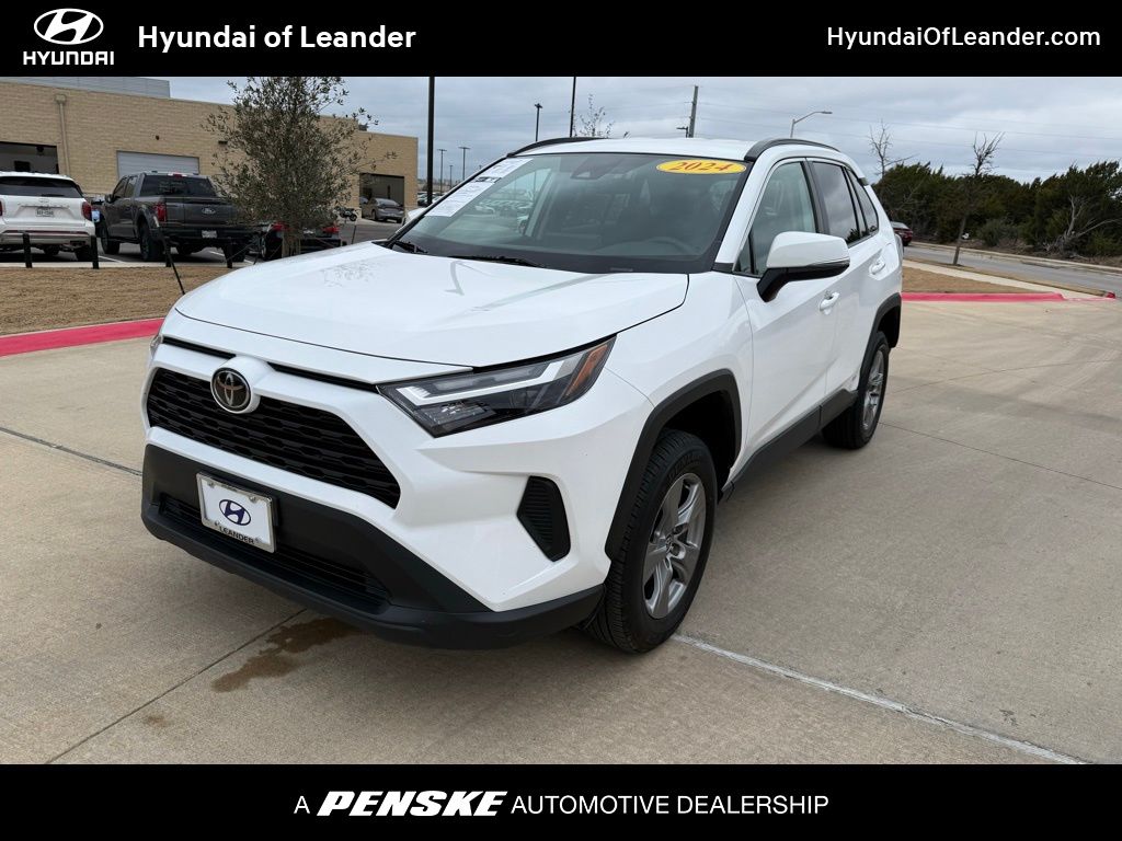 2024 Toyota RAV4 XLE FWD