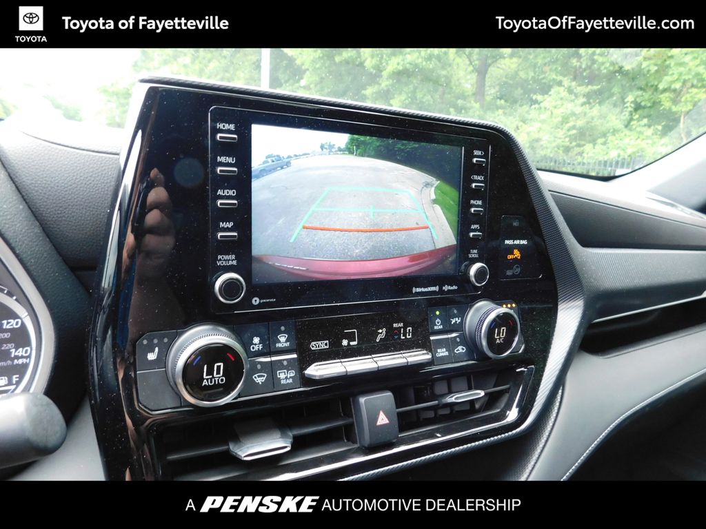 2022 Toyota Highlander XSE 11