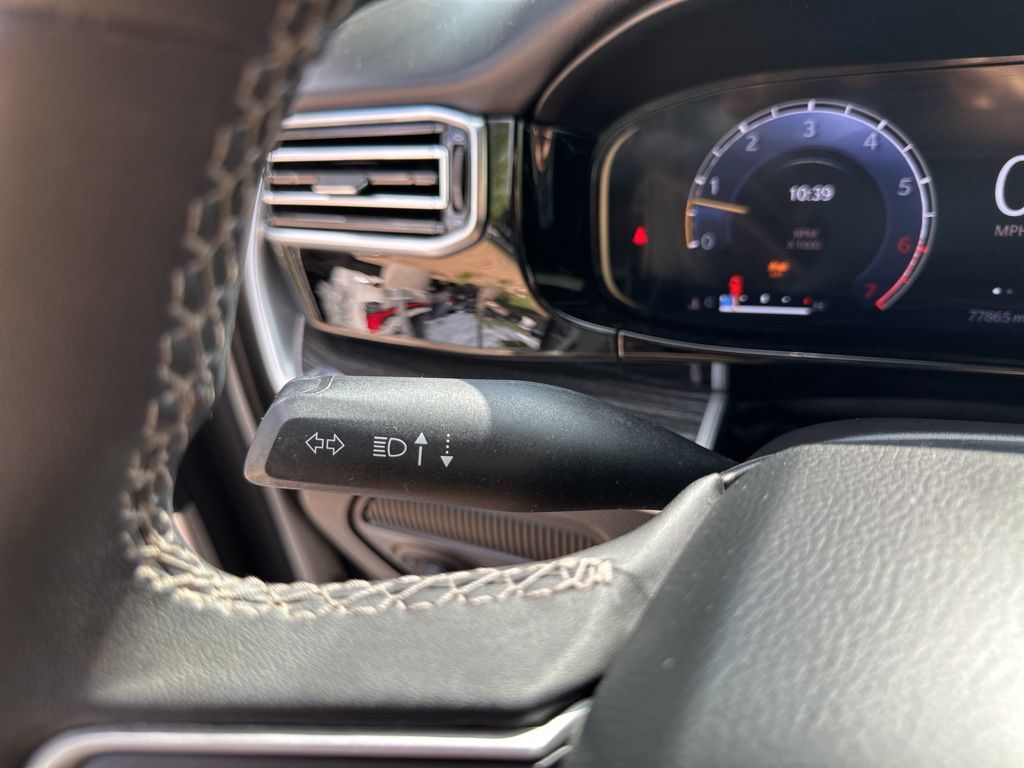 Used Car 2022 Jeep Wagoneer  Series Ii For Sale Under $35,000 In Austin, Texas