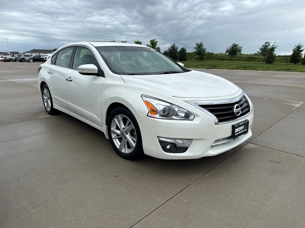 Pearl White Metallic 2013 Nissan Altima 2.5 SL Sedan Front-Wheel Drive Continuously Variable Transmission