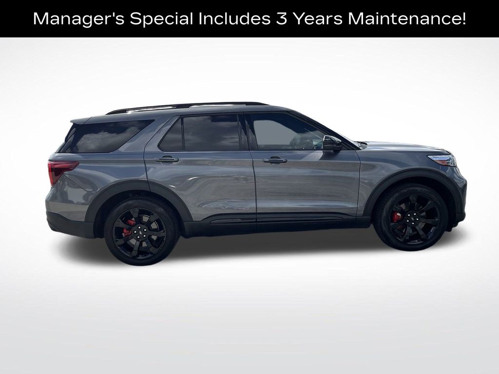 2021 Ford Explorer ST 4