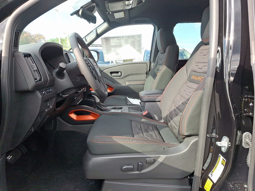 Thumbnail: 2026 Nissan Frontier - 5