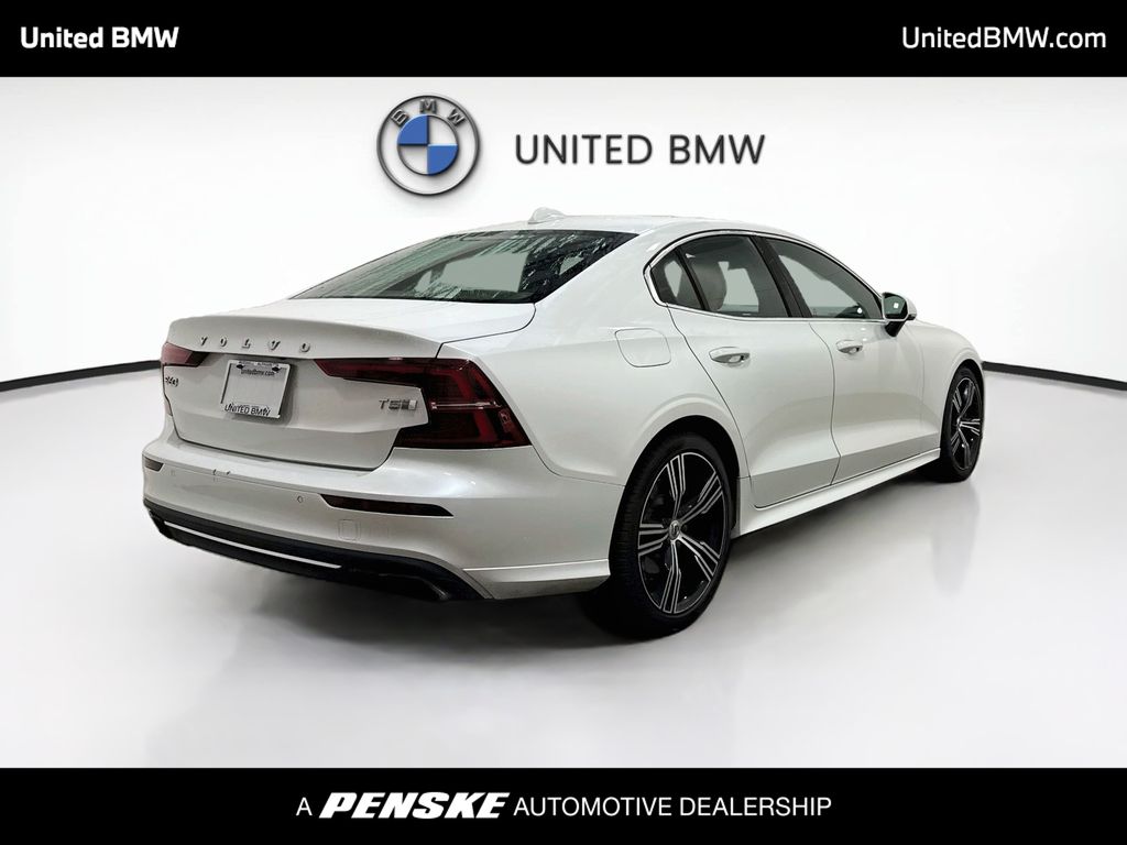 Thumbnail: 2020 Volvo S60 - 5