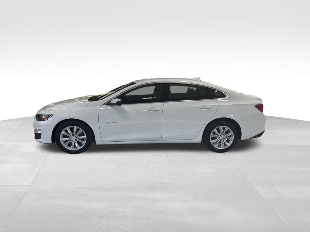 Used 2024 White Chevrolet LT image 2
