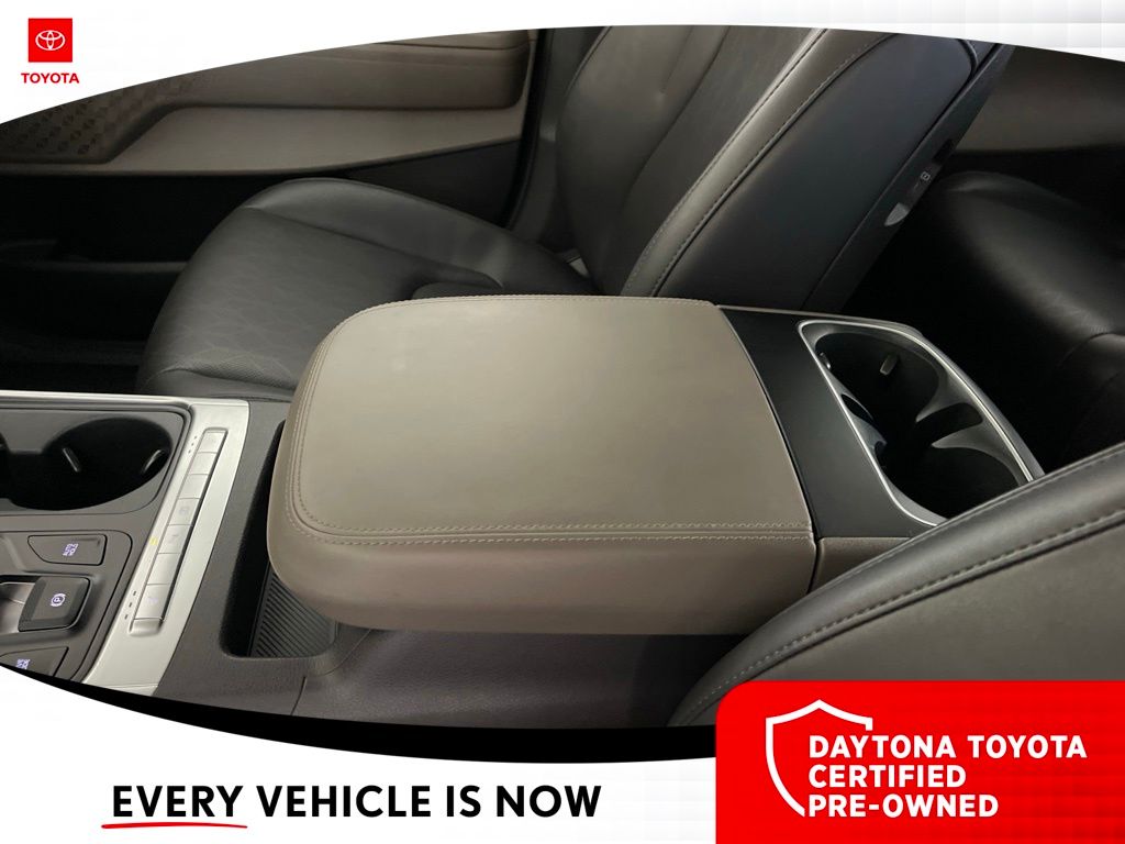 2025 Kia Carnival LXS - Photo 27