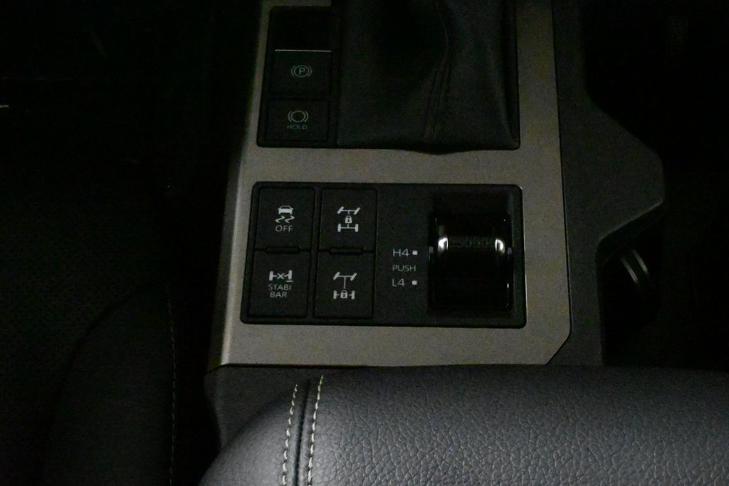 Thumbnail: 2024 Toyota Land Cruiser - 25