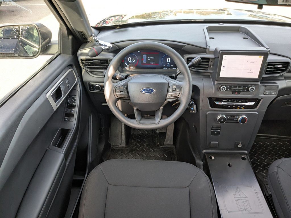 2025 Ford Police Interceptor Utility 
