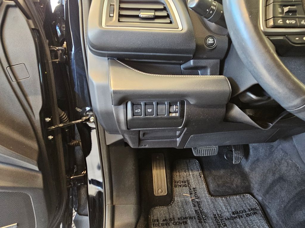 2023 Subaru Ascent Touring