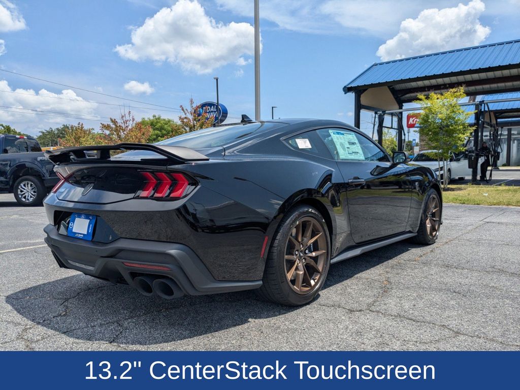 2025 Ford Mustang Dark Horse