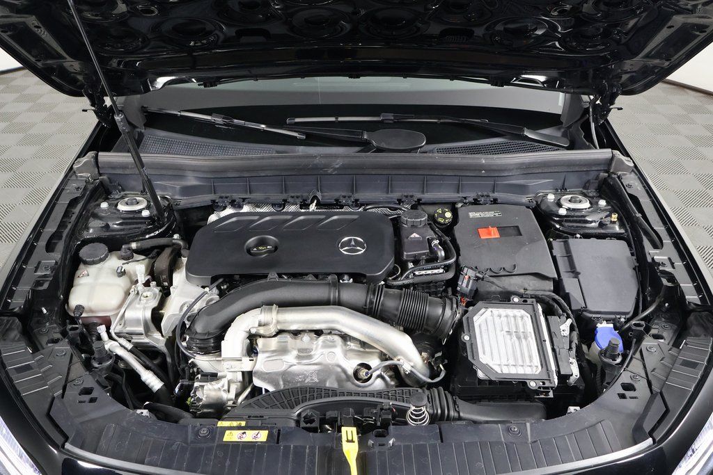 Thumbnail: 2025 Mercedes-Benz GLB - 14