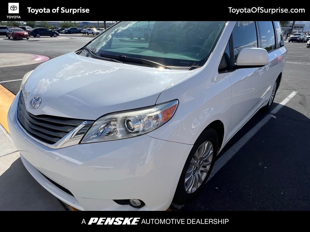 Thumbnail: 2012 Toyota Sienna - 1