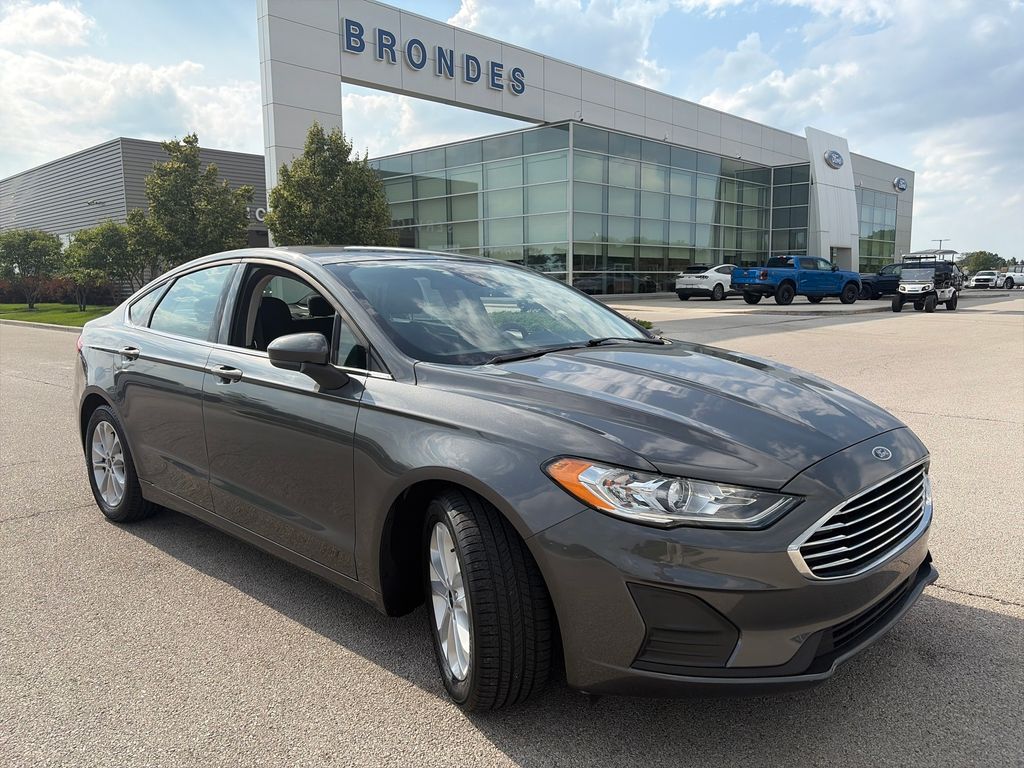 2020 Ford Fusion SE FWD