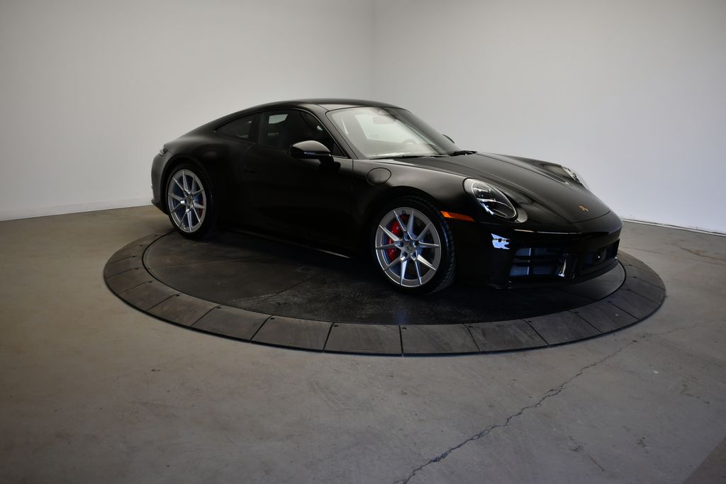 Thumbnail: 2026 Porsche 911 - 10