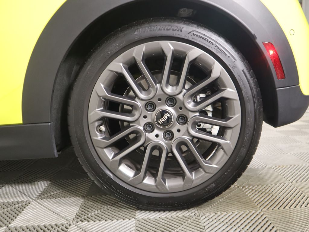 Thumbnail: 2025 MINI Cooper - 29