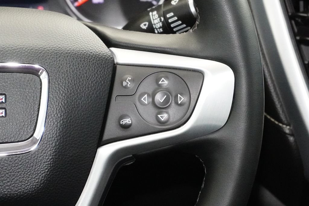 Used Car 2023 Gmc Acadia  Slt For Sale Under $30,000 In Weatherford, Texas