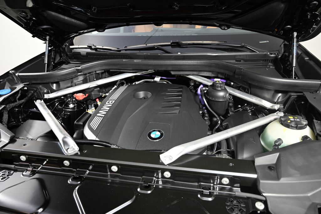 Thumbnail: 2026 BMW X5 - 27