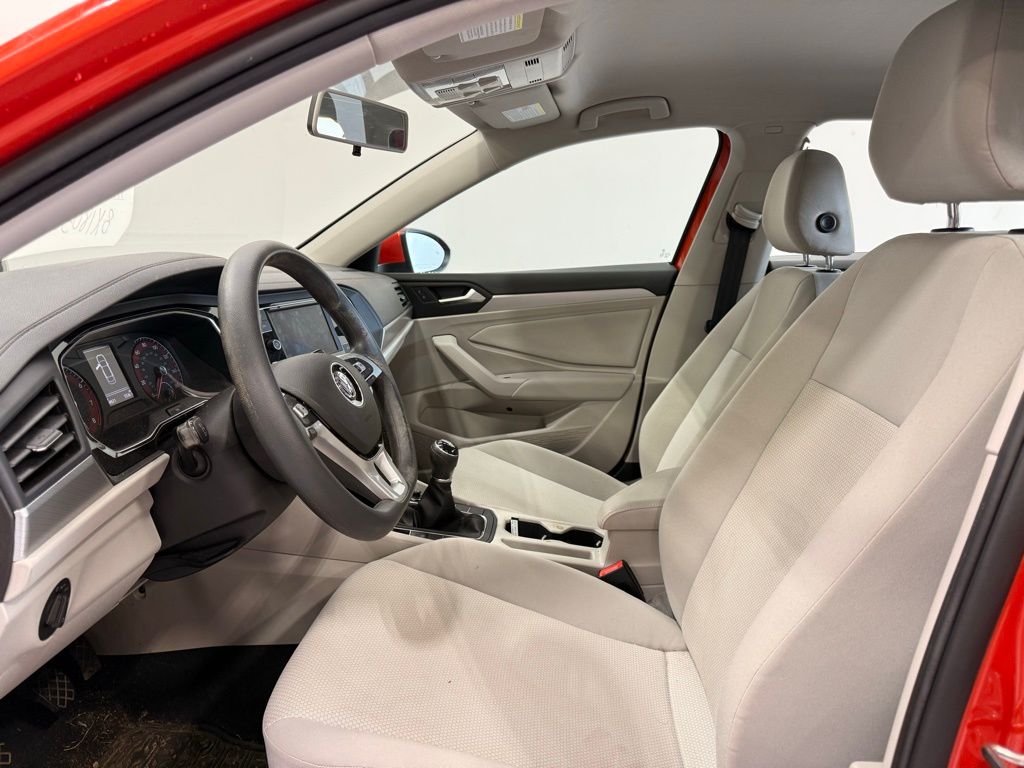 Thumbnail: 2019 Volkswagen Jetta - 10