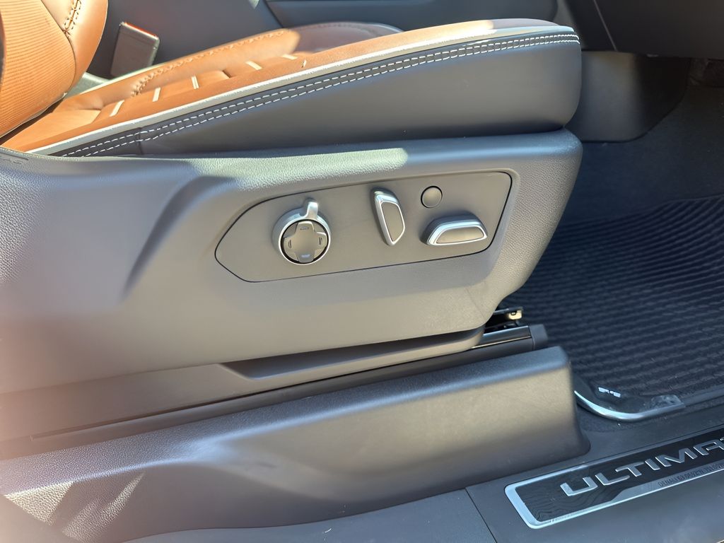 New 2026  GMC Denali Ultimate image 18