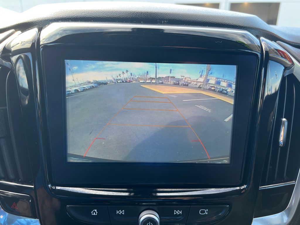 Thumbnail: 2019 Chevrolet Traverse - 25