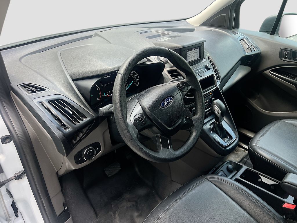 Used 2023 White Ford XL image 9