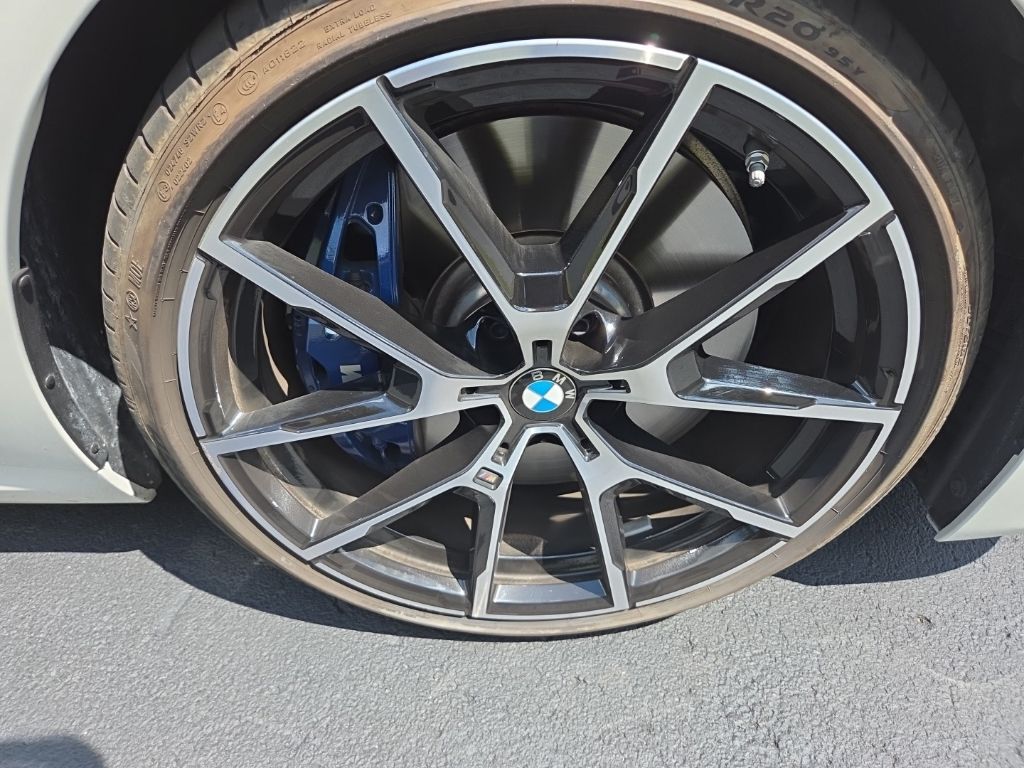 Used 2021 White BMW M850i xDrive image 22