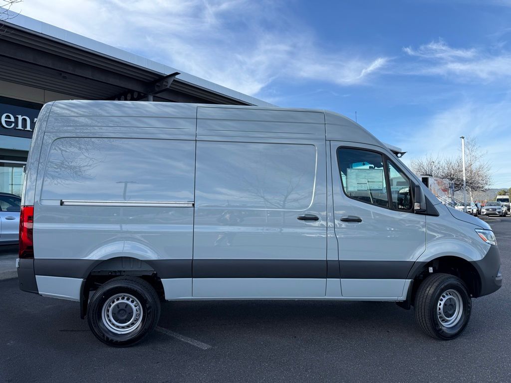 2025 Mercedes-Benz Sprinter Cargo Van Base - Photo 7