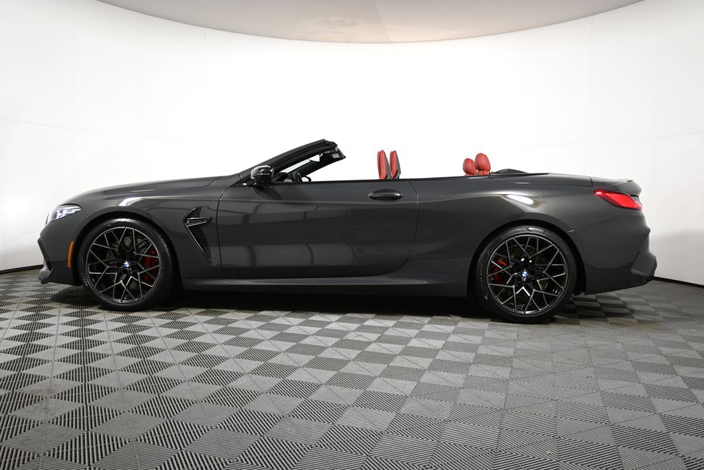 Thumbnail: 2022 BMW M8 - 12