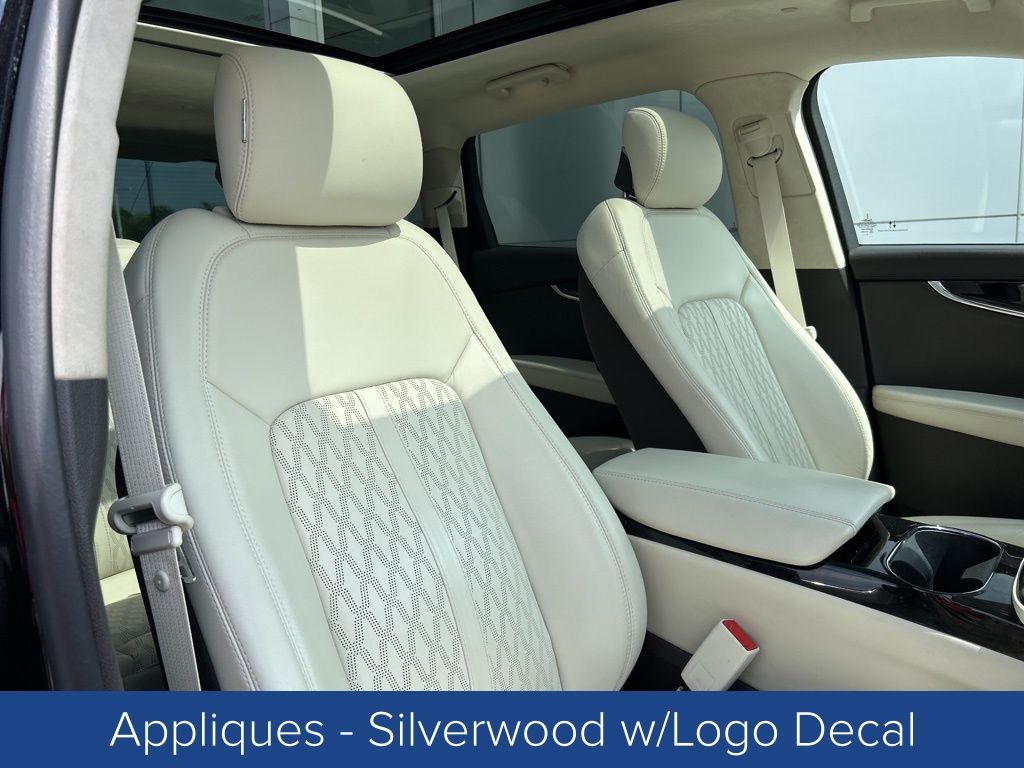 2022 Lincoln Nautilus Black Label