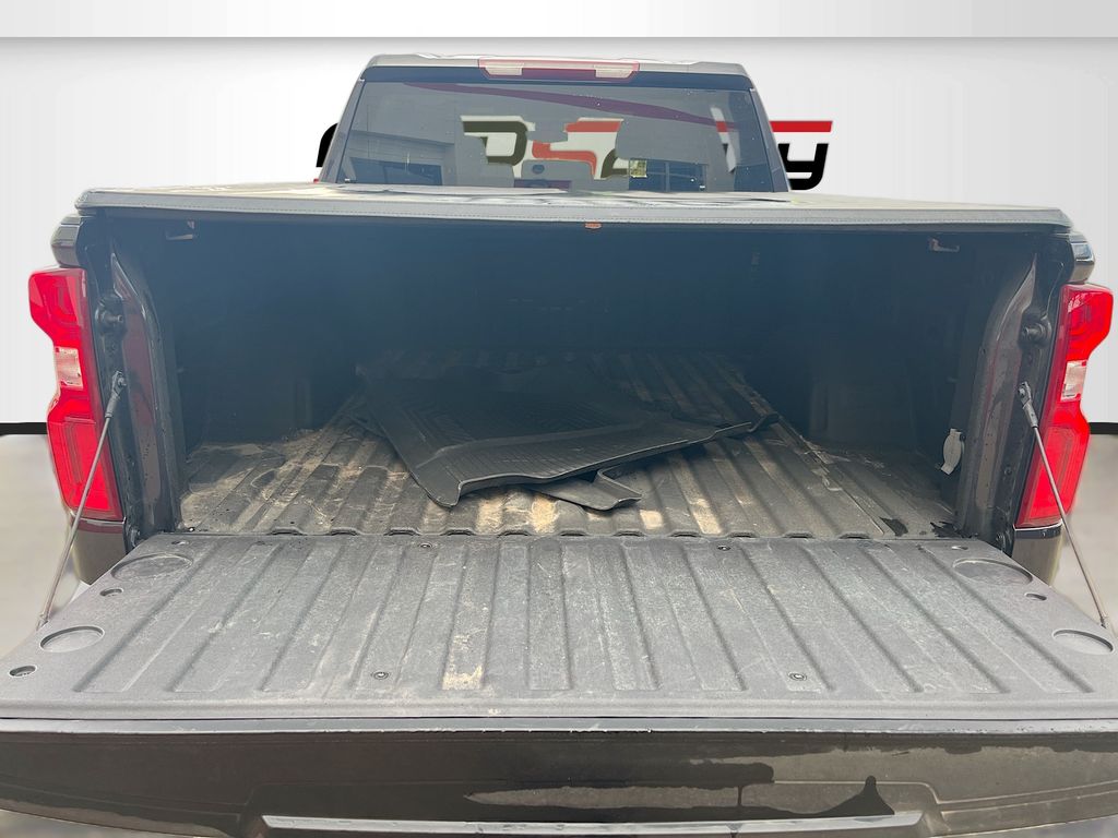 Used 2024 Gray Chevrolet RST image 26