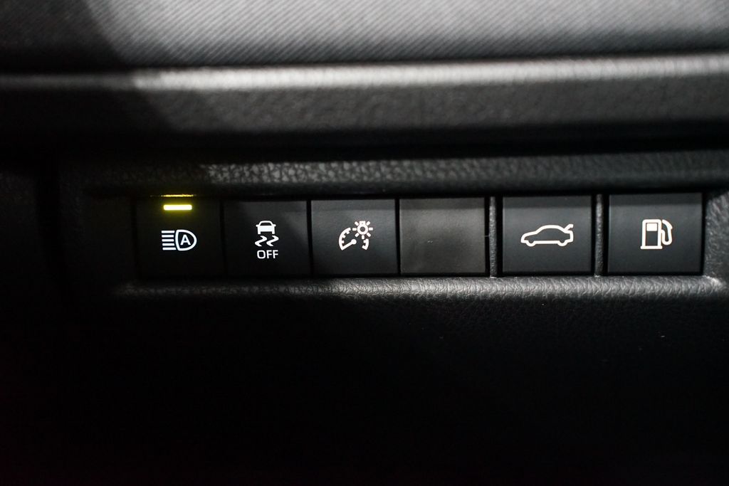 Thumbnail: 2026 Toyota Camry - 24