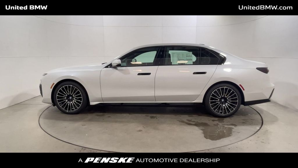 2025 BMW 7 Series 740i 5