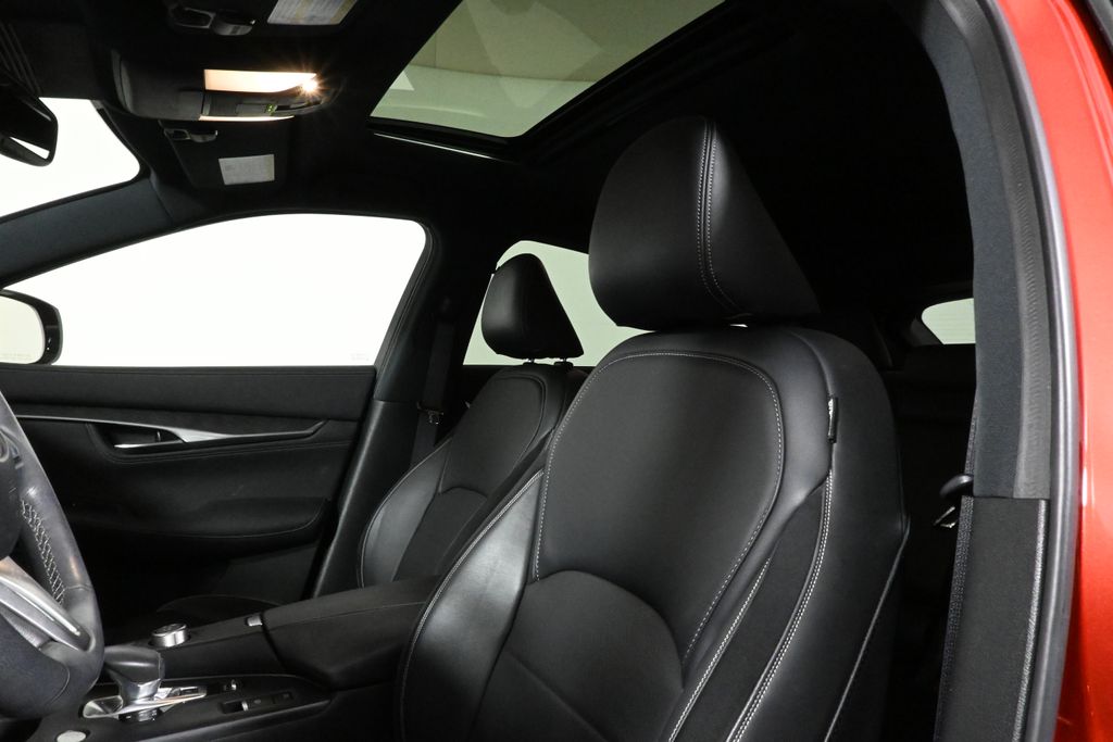 Thumbnail: 2022 INFINITI QX55 - 4