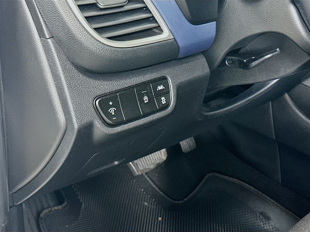 Thumbnail: 2021 Kia Seltos - 10