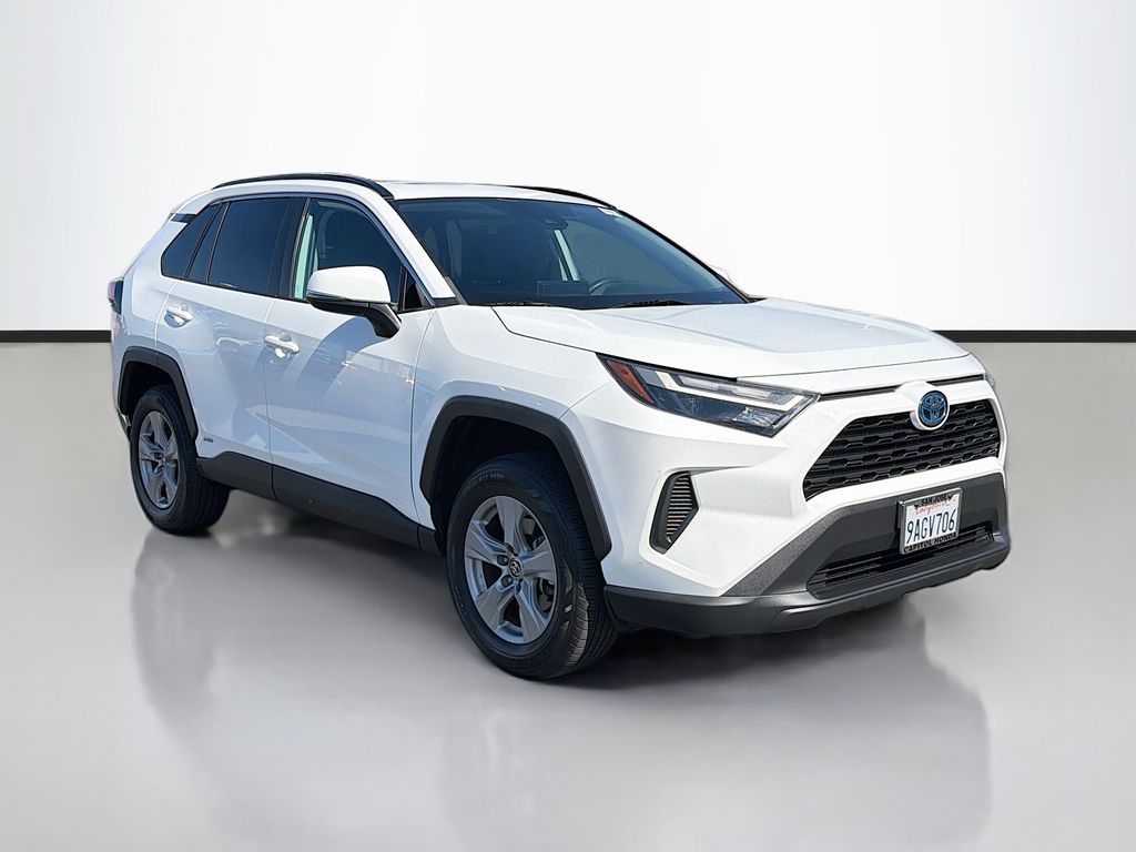 Thumbnail: 2022 Toyota RAV4 - 3