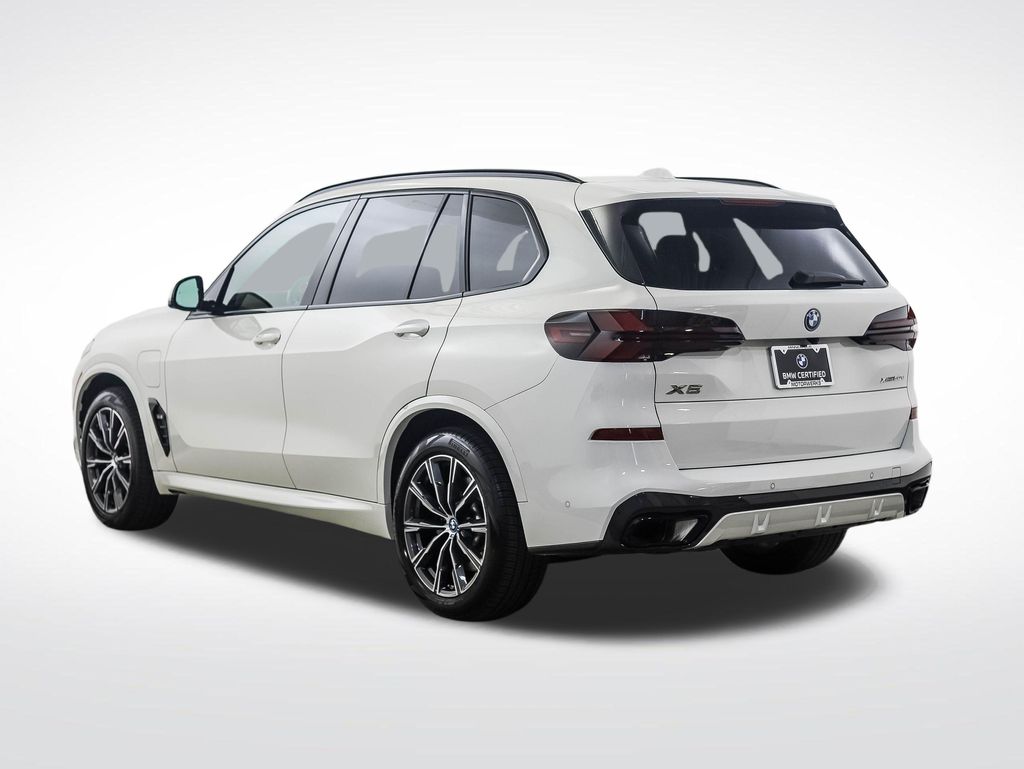 Thumbnail: 2024 BMW X5 - 3