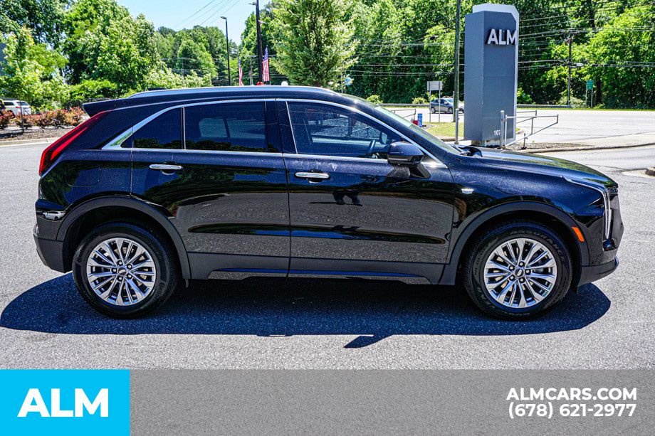 2025 Cadillac XT4 Premium Luxury - Photo 9