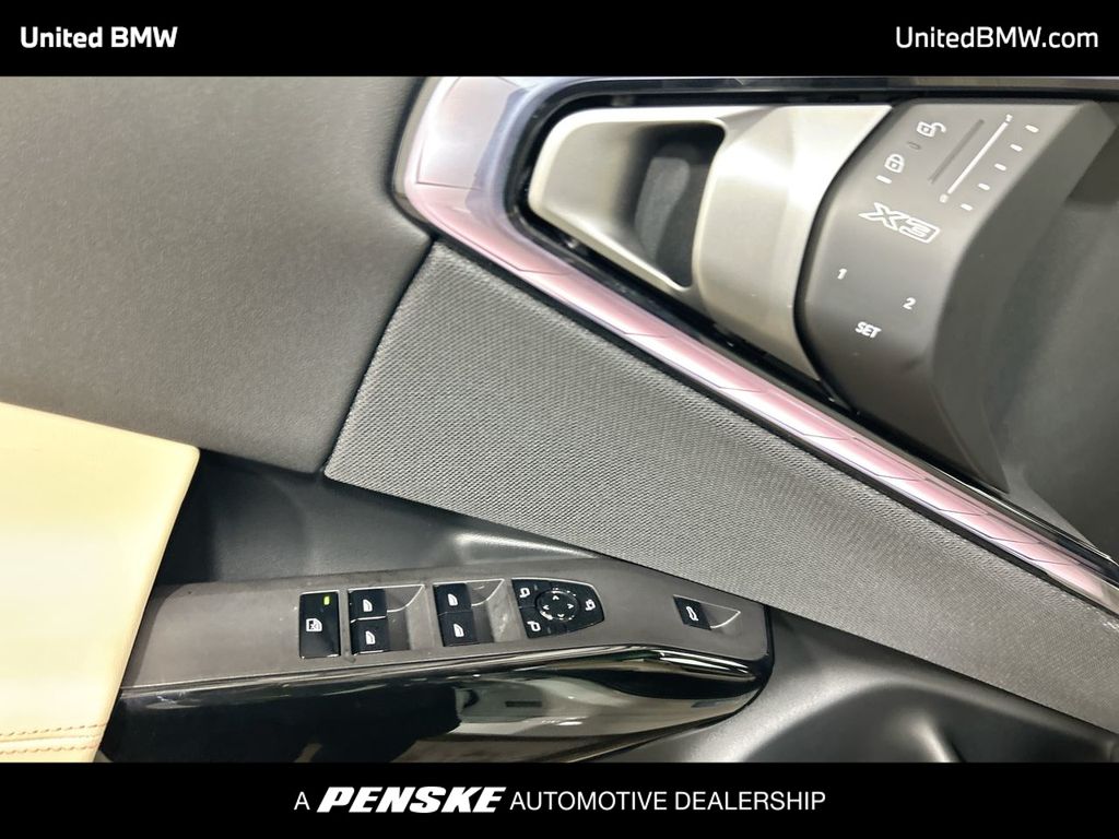 Thumbnail: 2026 BMW X3 - 11