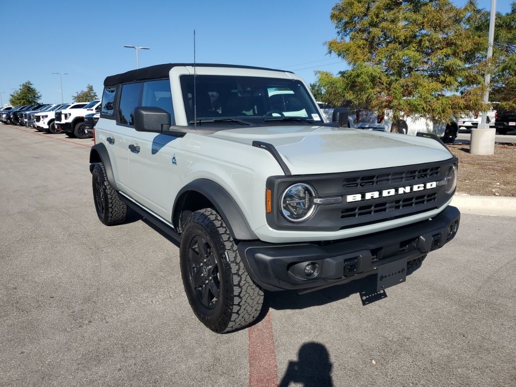 Used Car 2024 Ford Bronco  Black Diamond For Sale Under $50,000 In Austin, Texas