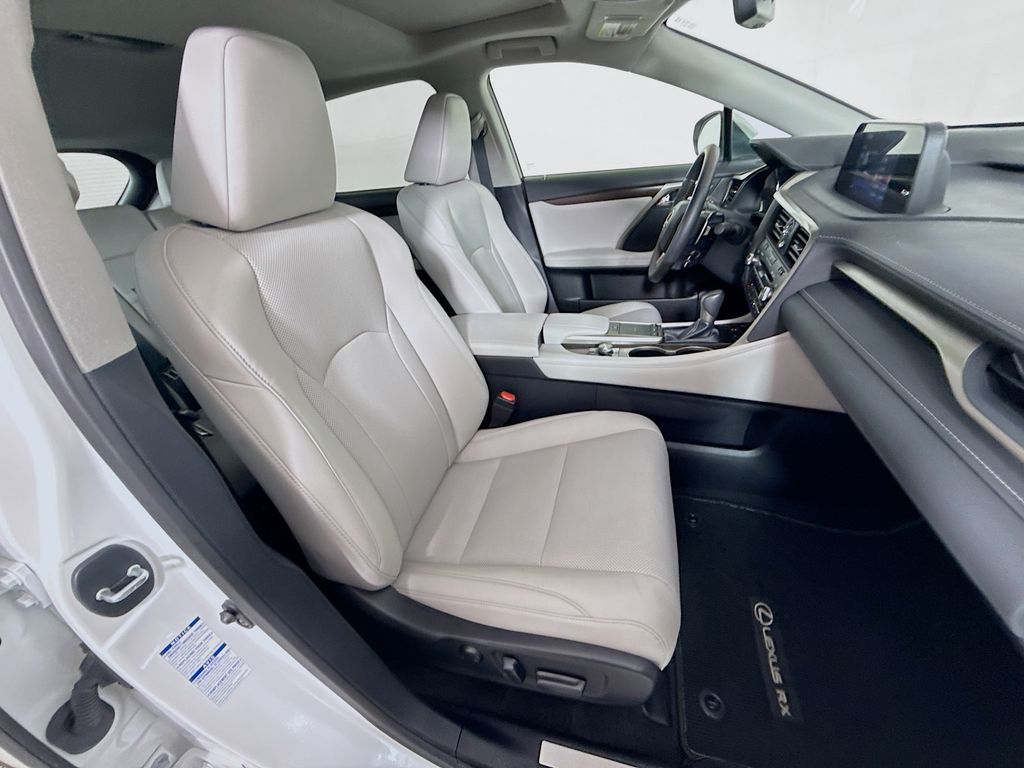 Thumbnail: 2020 Lexus RX - 28