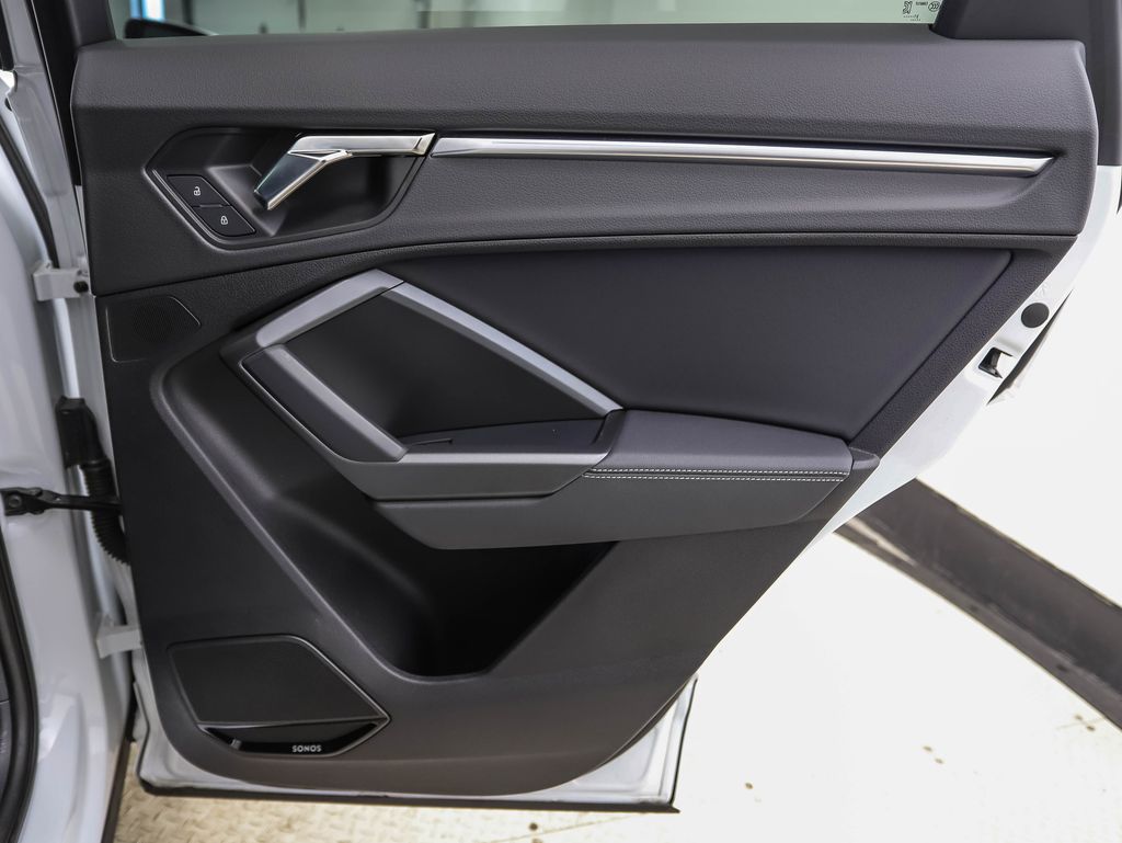 Thumbnail: 2022 Audi Q3 - 25