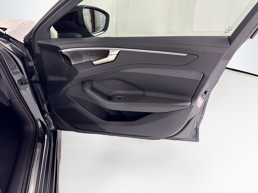 Thumbnail: 2026 Audi A6 - 26