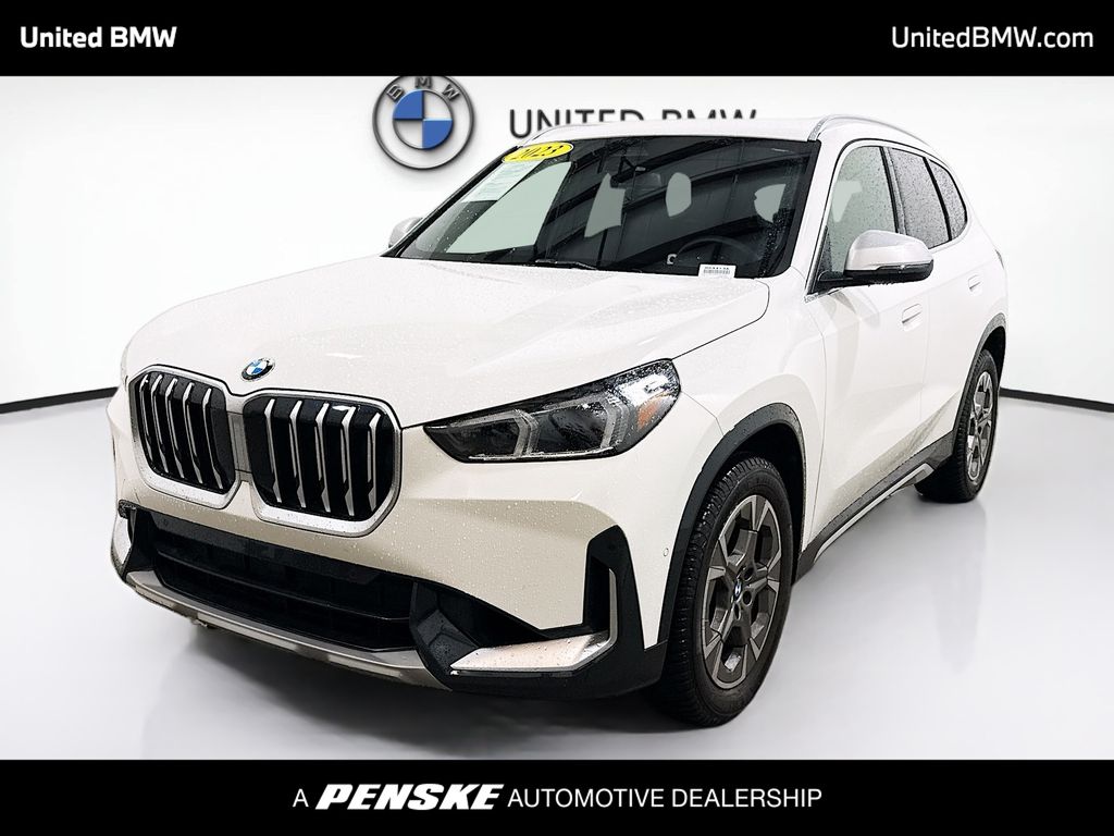 Thumbnail: 2023 BMW X1 - 1