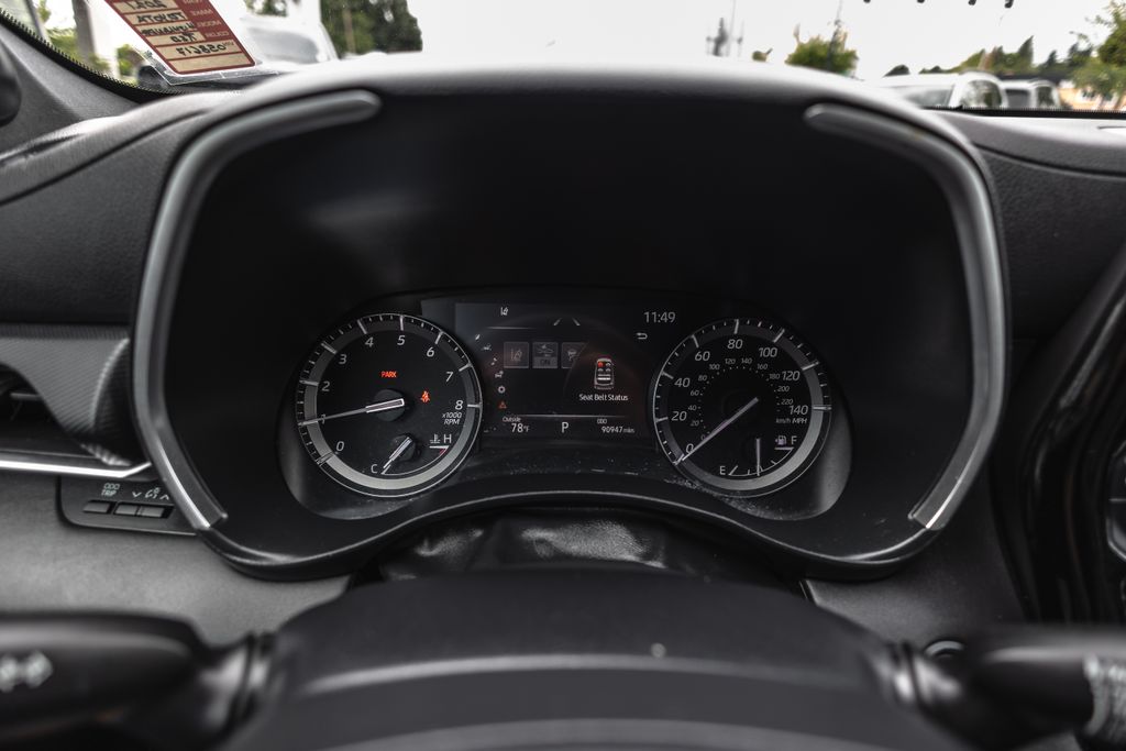 2021 Toyota Highlander XSE thumbnail 10