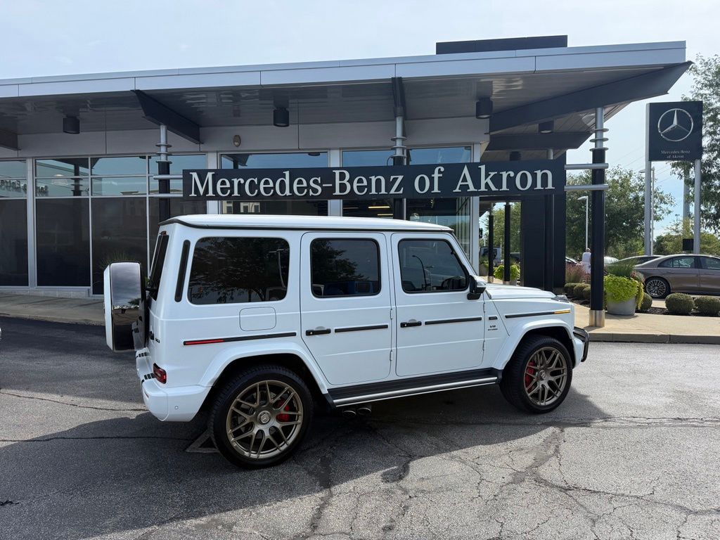 MANUFAKTUR Moonlight White Magno 2025 Mercedes-Benz G-Class SUV / Crossover All-Wheel Drive 9-Speed Automatic