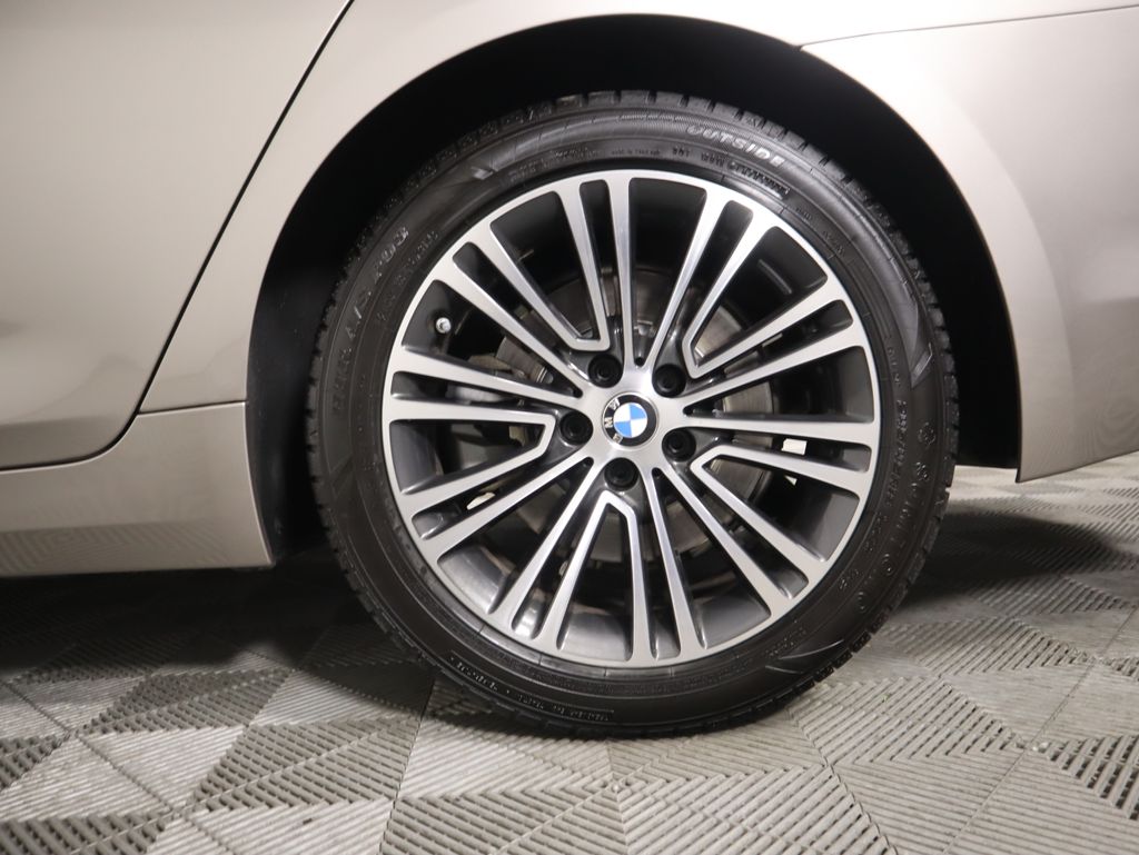 Thumbnail: 2017 BMW 5 Series - 32