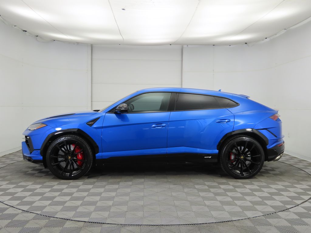 Thumbnail: 2023 Lamborghini Urus - 8